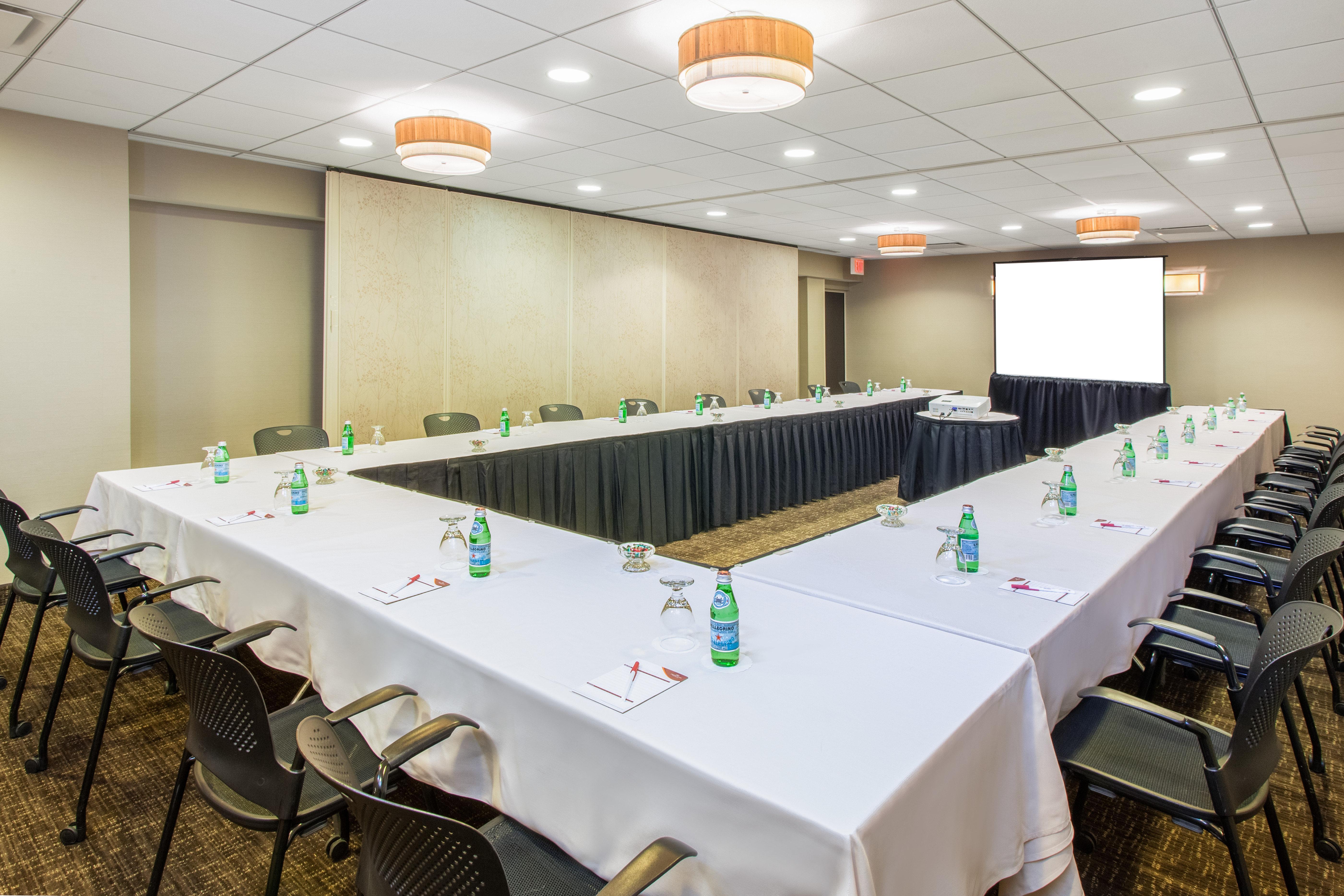 רוזמונט Crowne Plaza Chicago O'Hare Hotel & Conference Center By Ihg מראה חיצוני תמונה